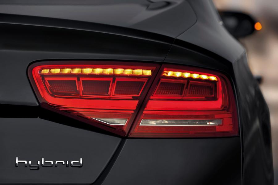 Детали экстерьера Audi A8 L Hybrid (D4) 2012 года  (WW) (фото 26 из 42)